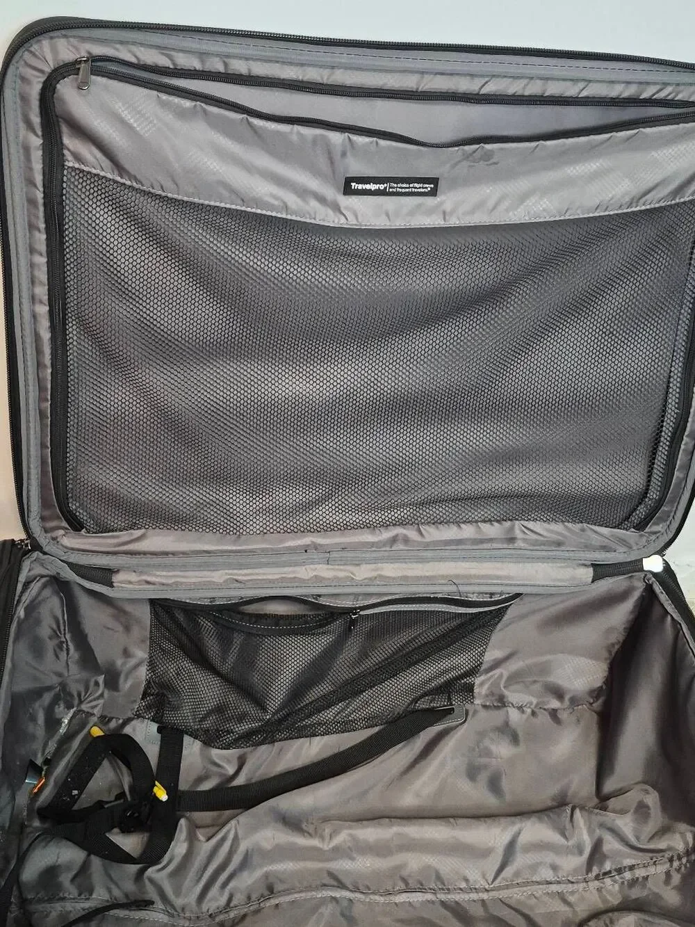 Travelpro spinner luggage